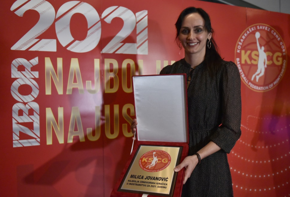 Primijenjena psihologija: Naša studentkinja i košarkašica Milica Jovanović nagrađena je za najbolju igračicu u inostranstvu u 2021. godini.